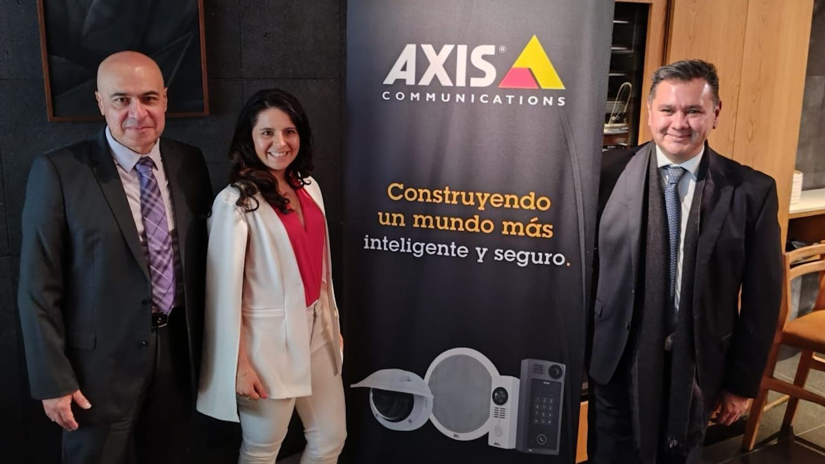 Axis Communications acoge encuentro con medios especializados por su aniversario número 40
