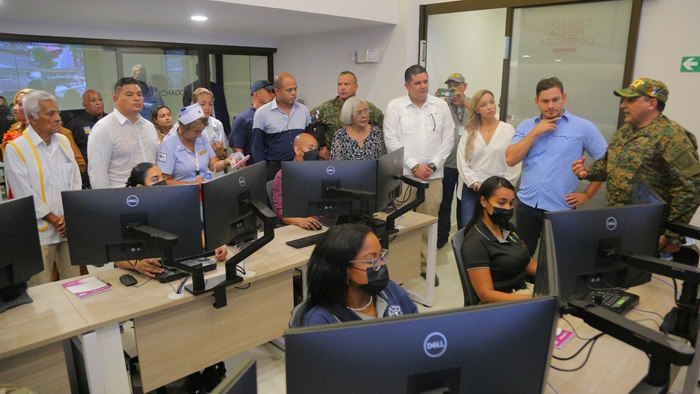 Visita inaugural