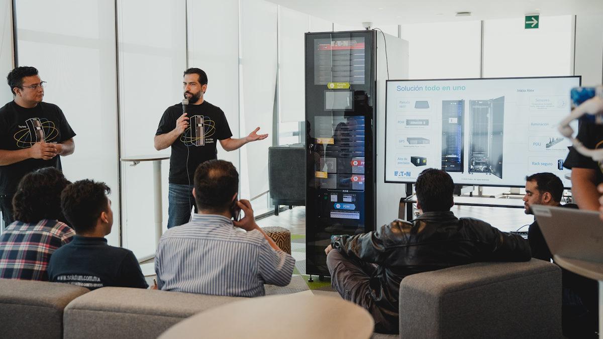 Eaton presentó su Micro Data Center iCube 3.0
