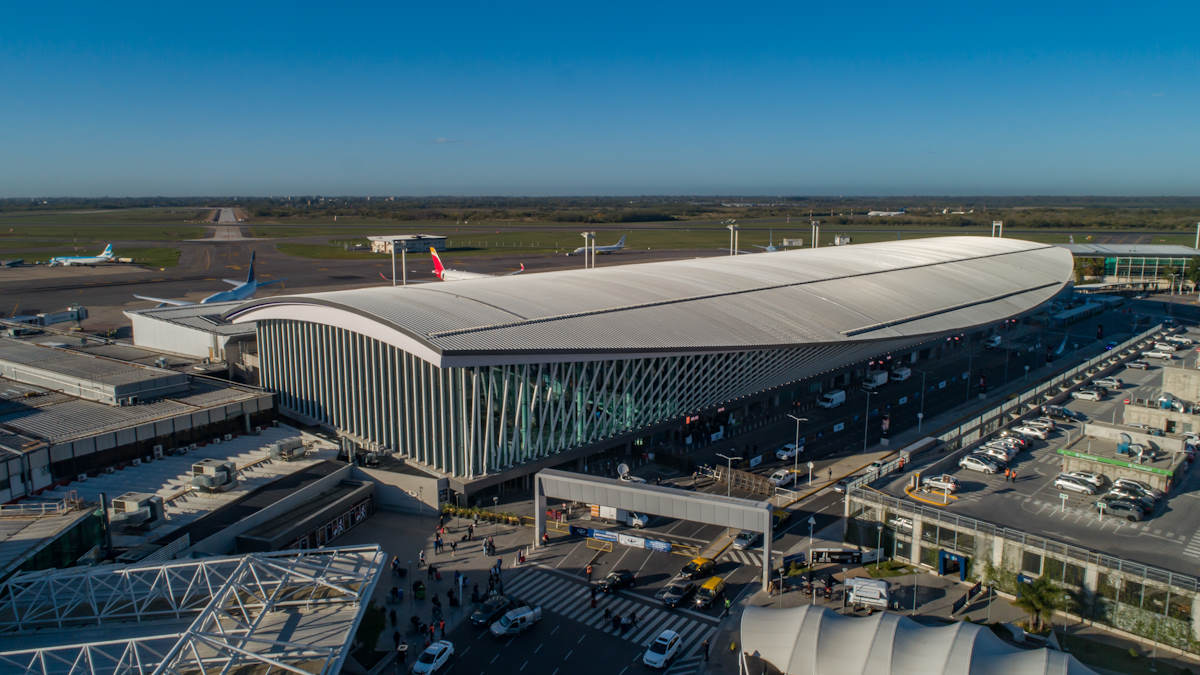 Fortalecen la seguridad aeroportuaria argentina con software de tecnología de video