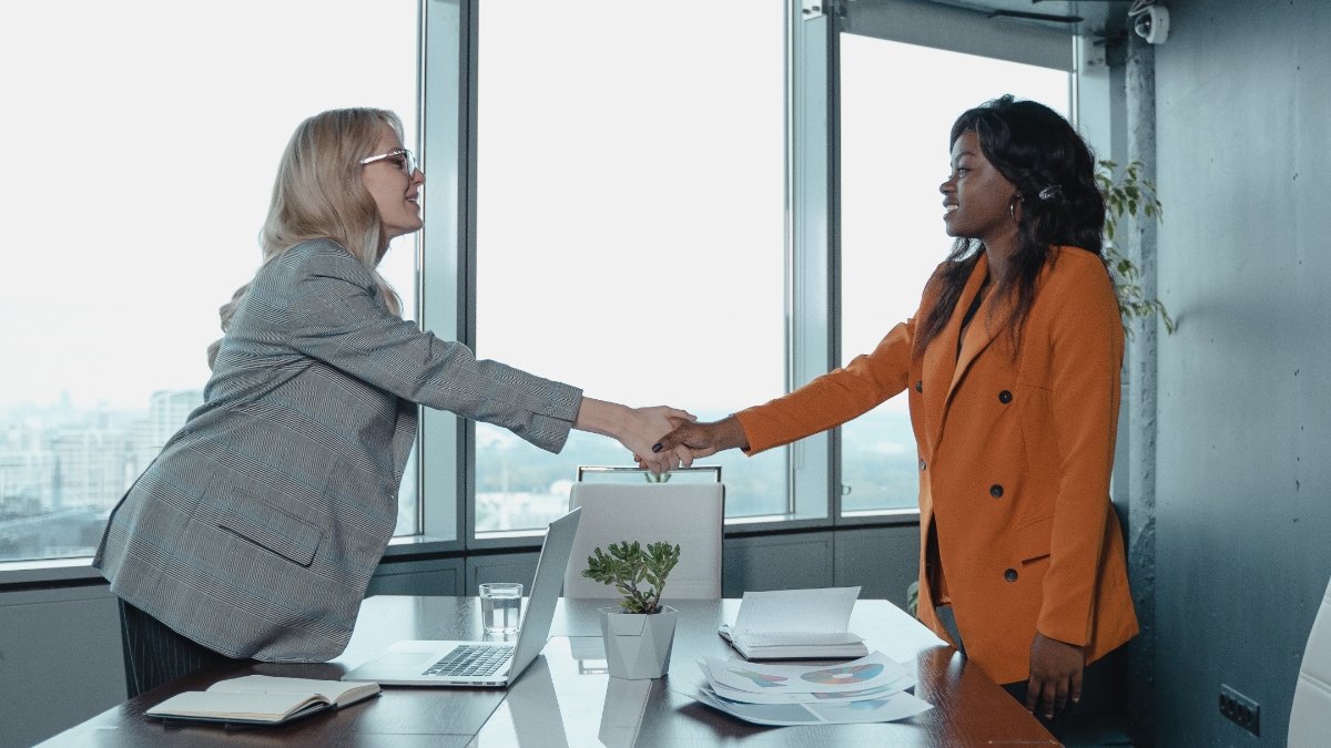 Mujeres en la industria de seguridad en América Latina: construyendo un futuro de oportunidades