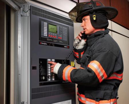 2018_08_27_18_50_56_Simplex_-_bombero_con_panel_preview.jpeg.jpeg